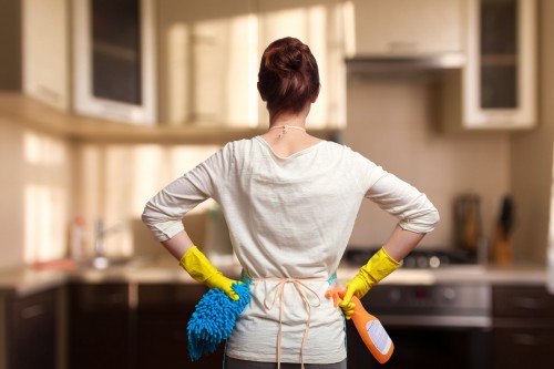 cleaning kitchen cabinets