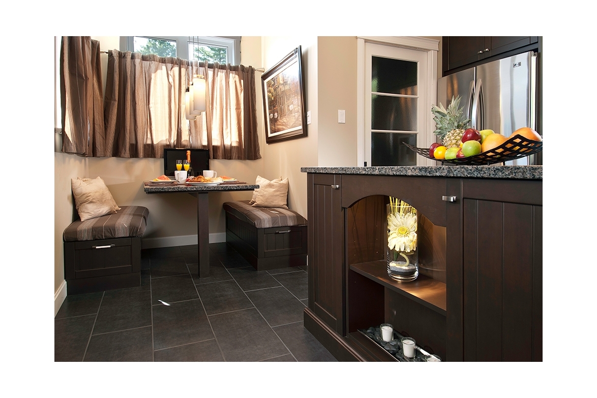 Kitchen and Bathroom Cabinets 