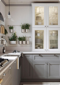 transitional Lynnwood kitchen cabinets