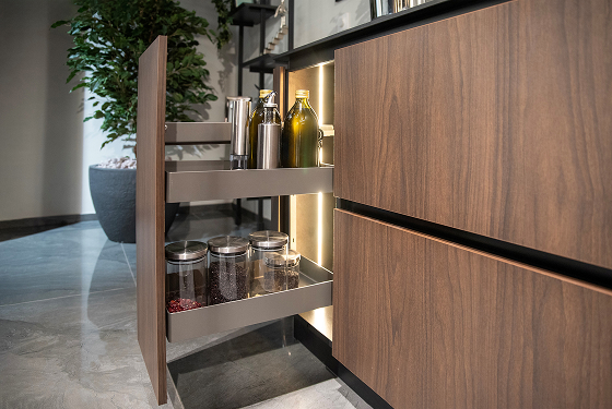 Custom Kitchen Cabinets