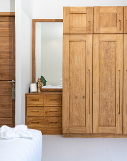 Solid Wood & Veener