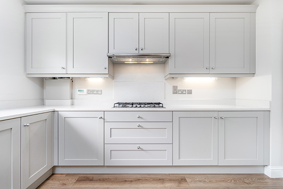 White kitchen cabinets